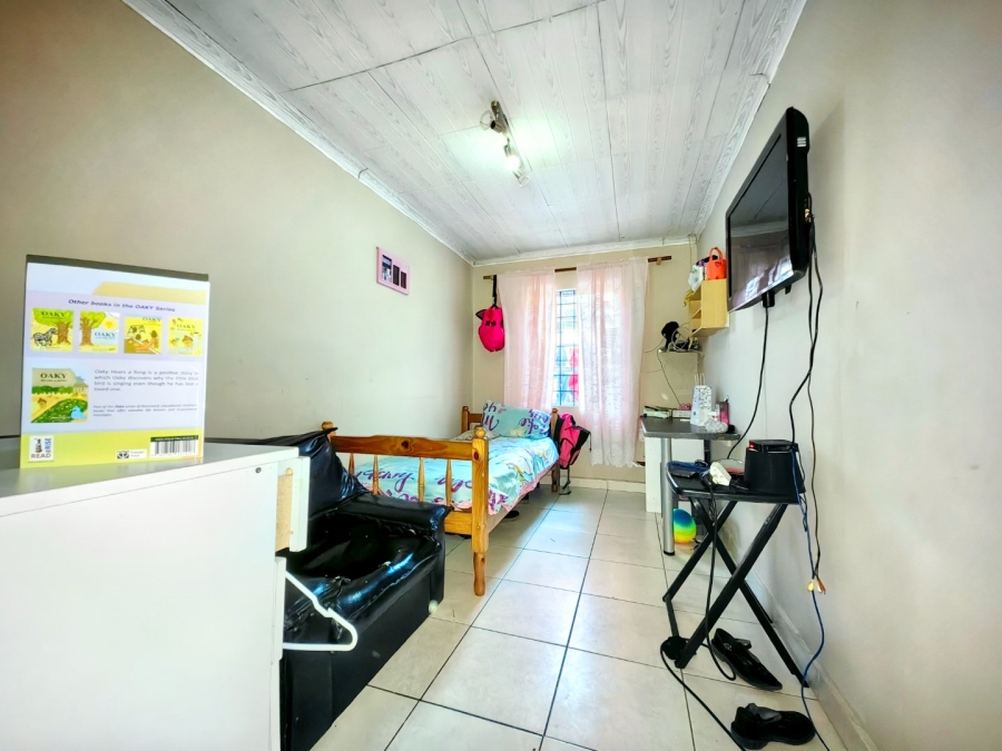 3 Bedroom Property for Sale in Beacon Valley Western Cape
